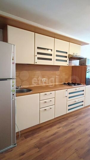 2-к. квартира, 85,7 м², 9/9 эт.