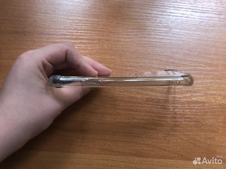 Прозрачный чехол на iPhone xr
