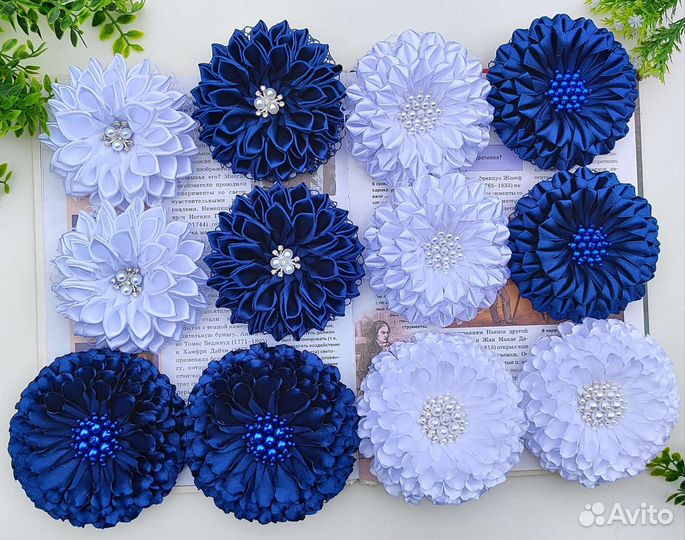 Пышные белые банты на 1 сентября