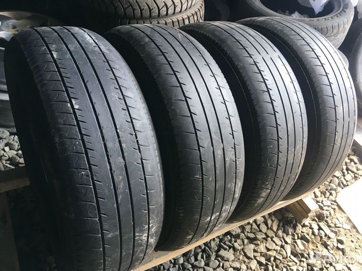 Yokohama dB Decibel E70B 215/60 R16