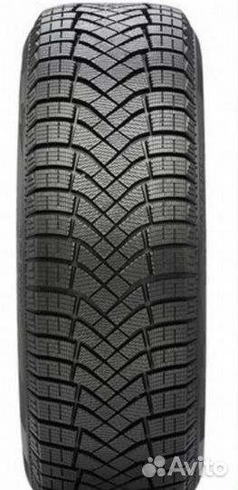 Pirelli Ice Zero FR 205/50 R17 93