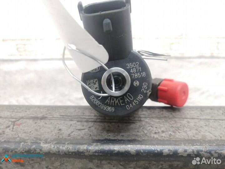 Форсунка Renault Scenic 2 рест. 2007 8200389369