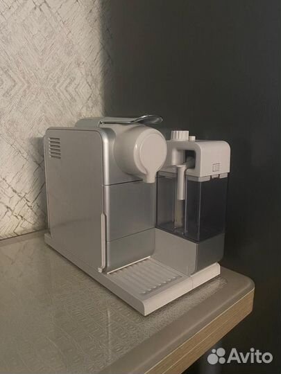 Кофемашина delonghi