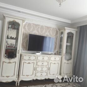 Мебель для прихожих в классическом стиле