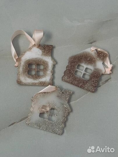 Новогодние игрушки из эпоксидной смолы