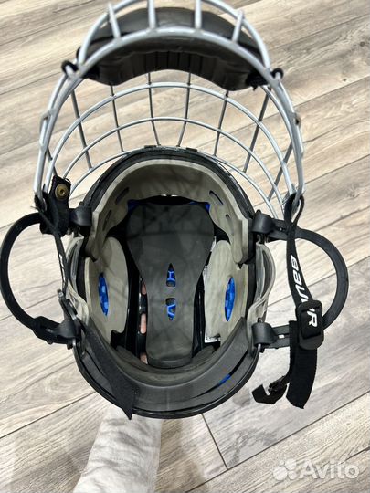 Хоккейный шлем bauer