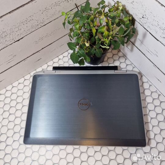 Dell Latitude E6320 13.3