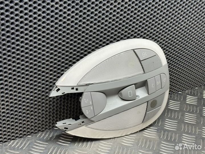 Плафон салонный Mercedes-Benz W211