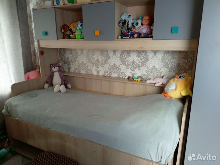 Кровать трансформер, шкаф, матрас