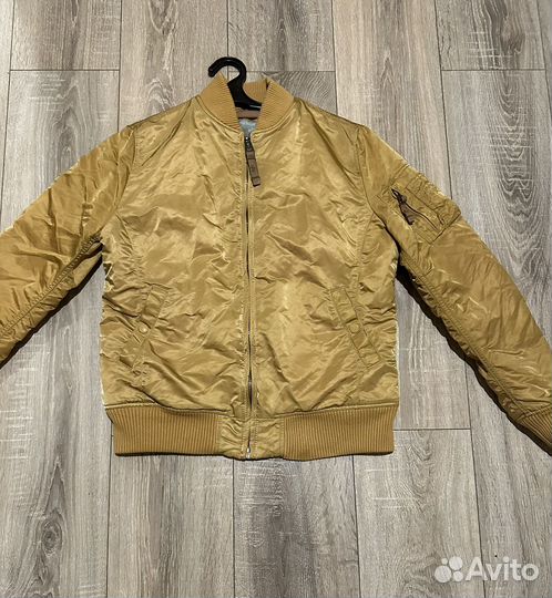 Бомбер alpha industries