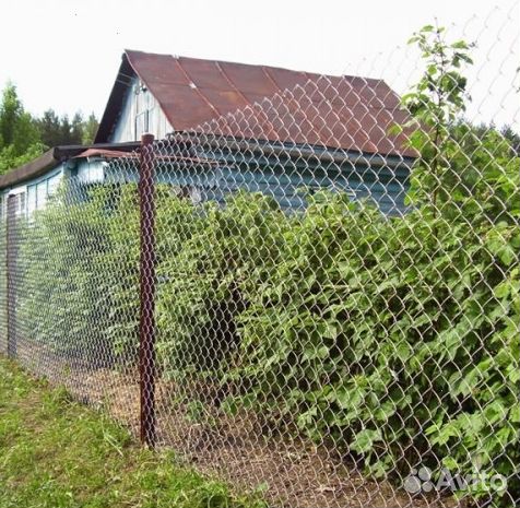 Забор из сетки-рабицы