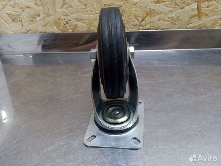 Колесо опорное поворотное