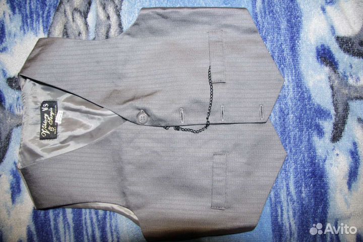 Школьный костюм жилетка+брюки для мальчика