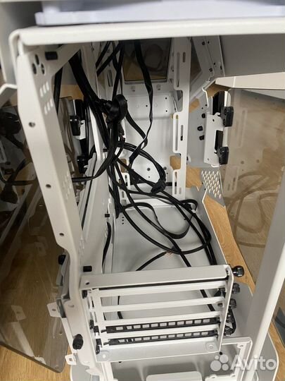 Корпус для пк Termaltake ATH200 Snow Edition