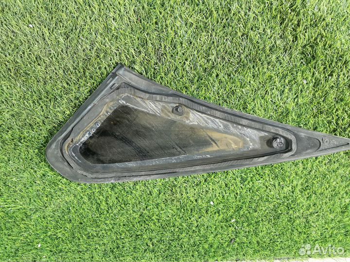 Форточка двери З.П. Volvo S80