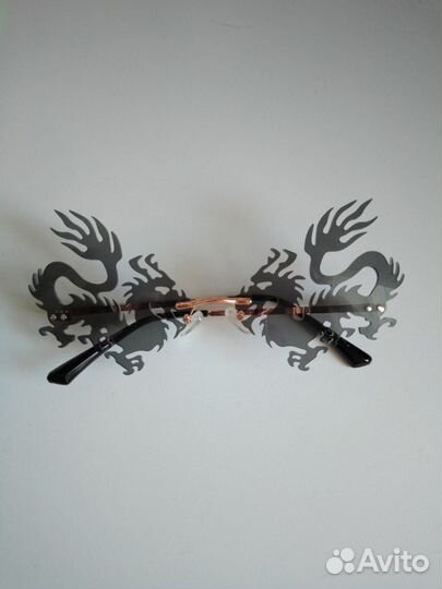 Солнцезащитные очки