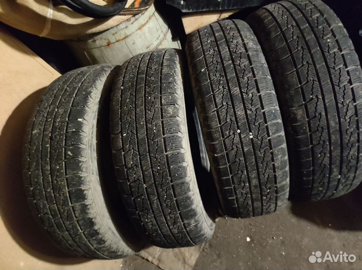 Roadstone Winguard Ice 195/65 R15 91Q