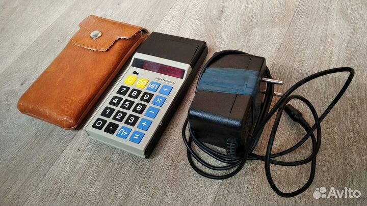 Калькулятор СССР Электроника Б3-24Г