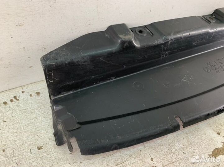 Воздуховод радиатора Bmw 1Er E87 2004