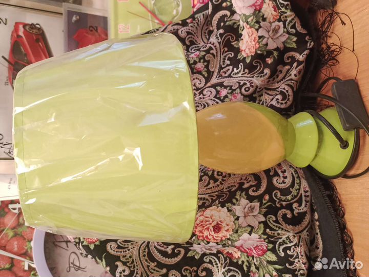 Лампа настольная