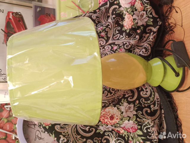 Лампа настольная