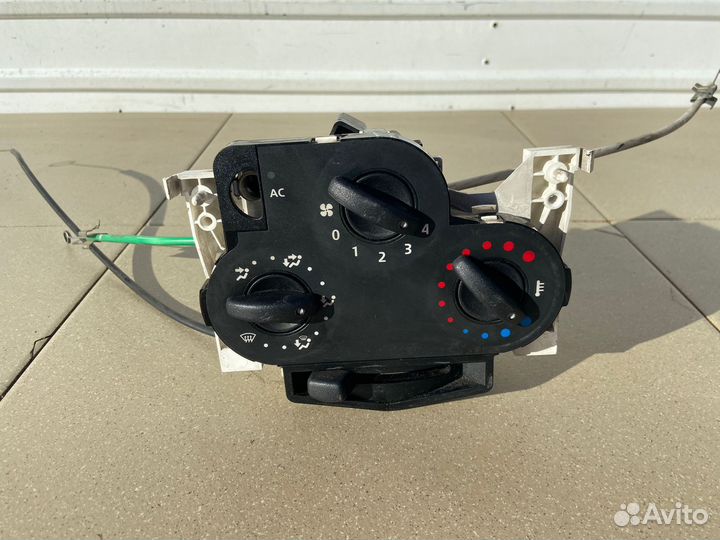 Блок управления печкой Renault Logan