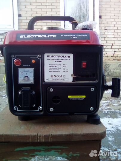 Бензогенератор новый