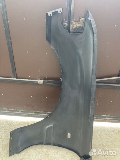 Крыло land cruiser 80