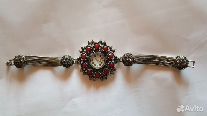 Продам часы
