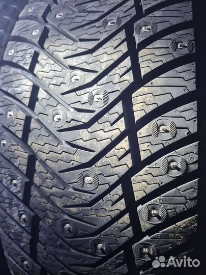Yokohama Ice Guard IG65 215/55 R18 99T