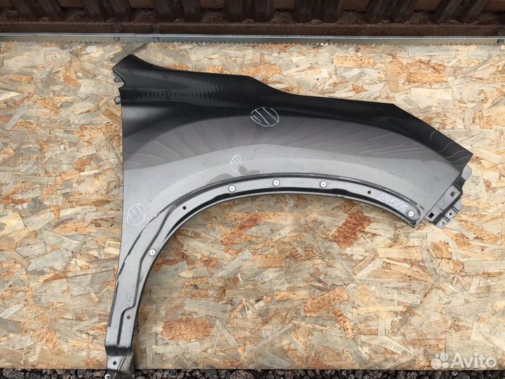 Крыло переднее правое Subaru Forester SK (S14)