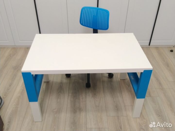 Письменный стол IKEA + стул