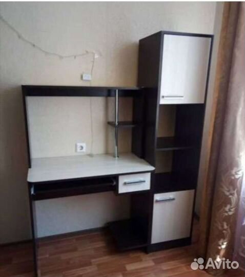 Письменный стол с пеналом