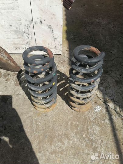 Передние пружины митсубиси паджеро 3