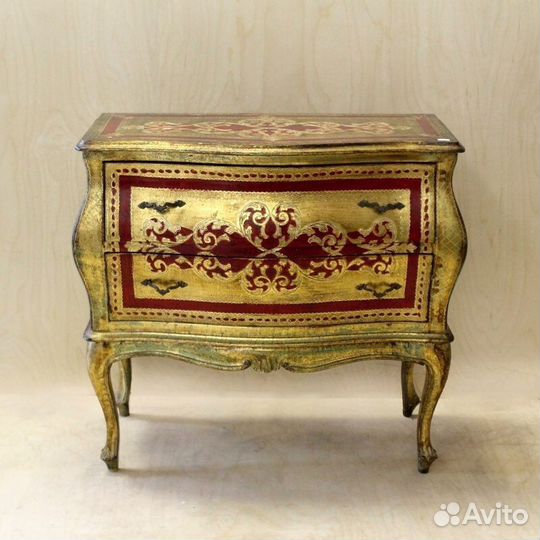 Флорентийский комод. Италия