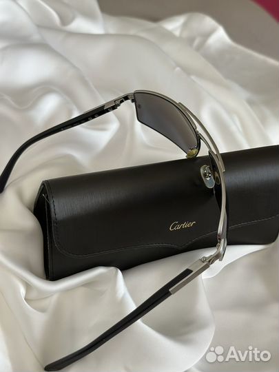 Солнцезащитные очки cartier