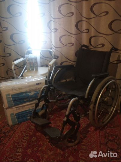 Инвалидное кресло