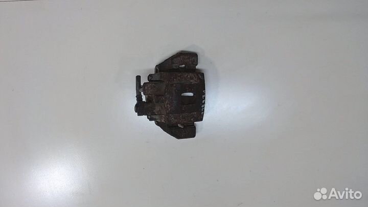 Суппорт Jeep Grand Cherokee, 2002