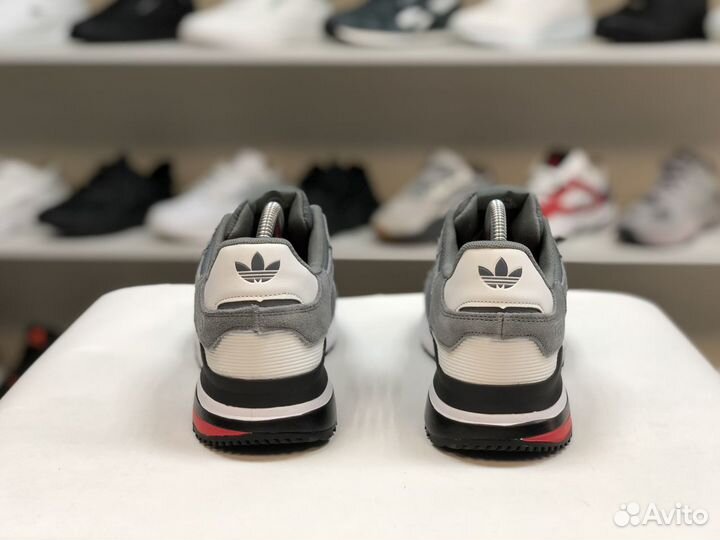 Кроссовки Adidas zx750