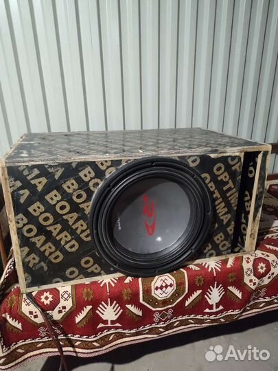 Сабвуфер Alpine 15