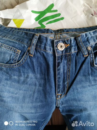 Джинсы 48 р новые классика