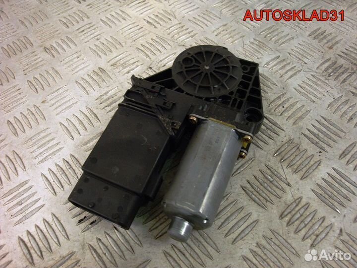 Моторчик стеклоподъёмника VW Passat B5 0130821694