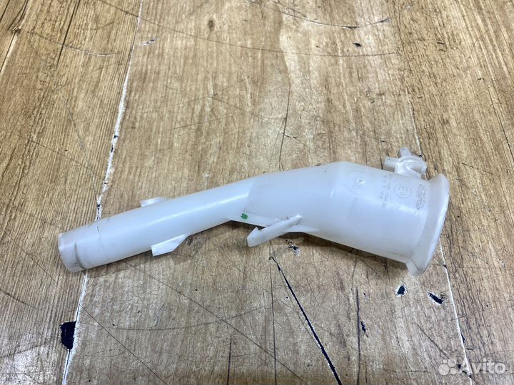 Горловина бачка омывателя Ford Focus 3 2011-2019г