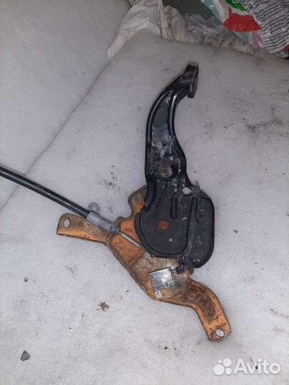 Педаль ручника с тросом Toyota Camry V50