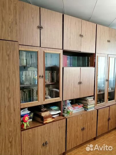 Стенка в гостиную