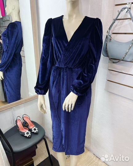 Бархатное платье