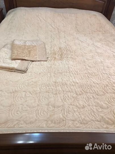 Покрывало на кровать