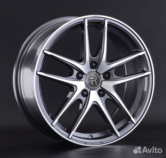 Replay B221 : 8x18 5*112 Et:30 Dia:66.6 GMF