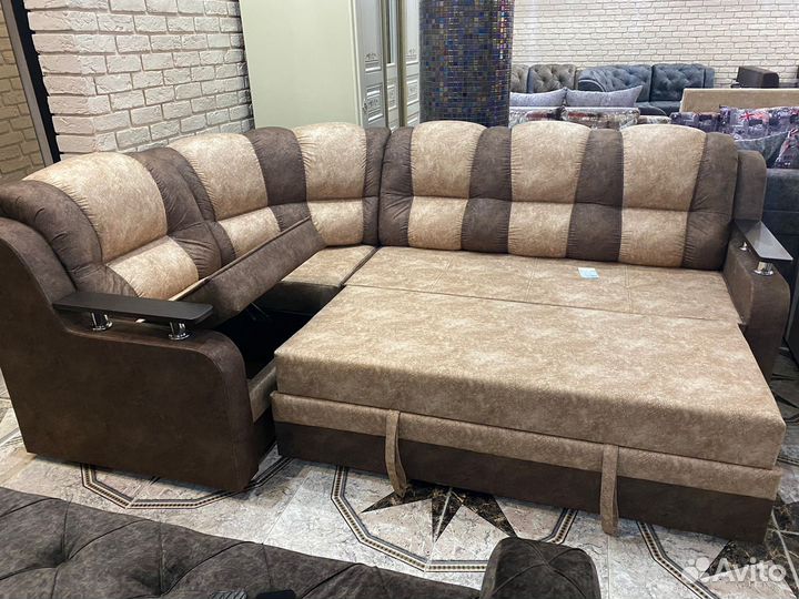 Диван угловой