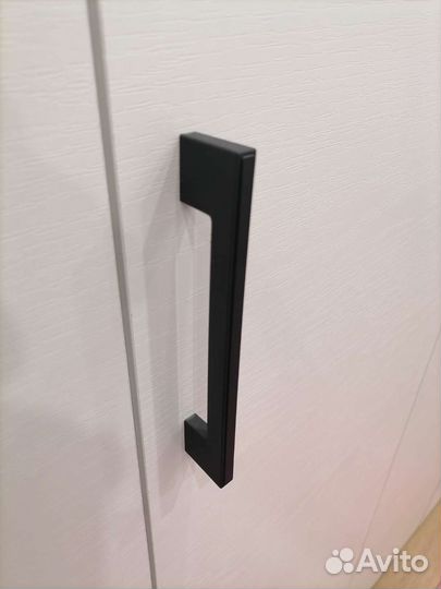 Мебельные ручки